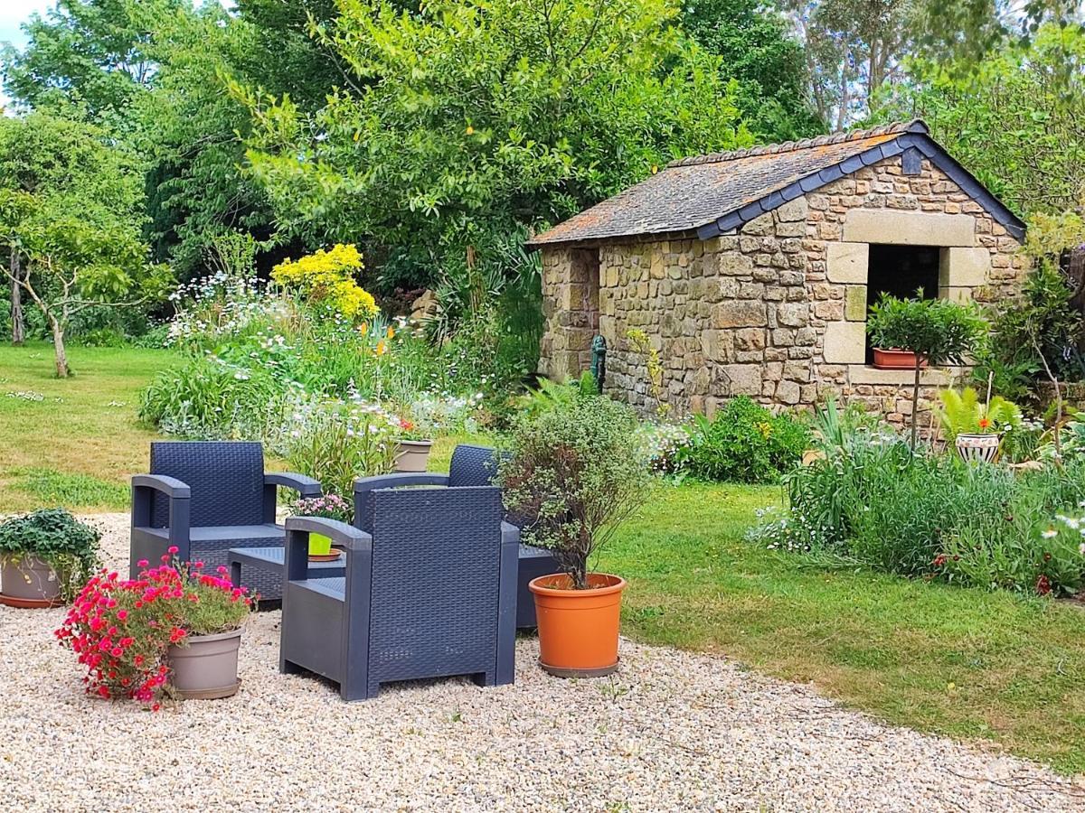 Les Hortensias De Kerbarch Bed & Breakfast