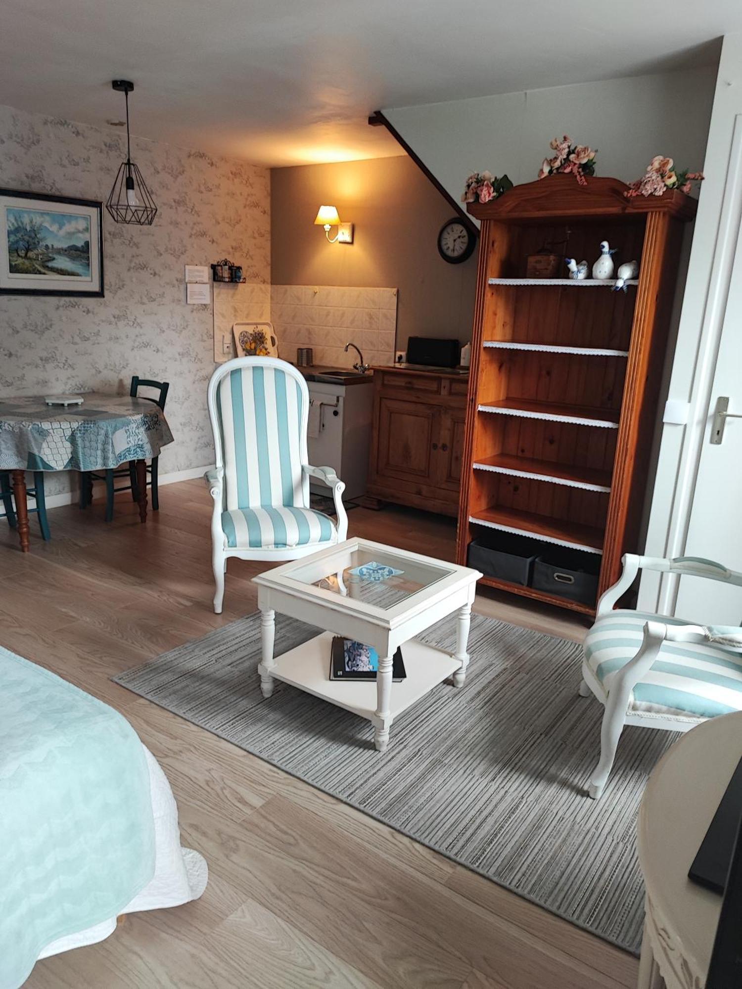 Les Hortensias De Kerbarch Bed & Breakfast Ploemel